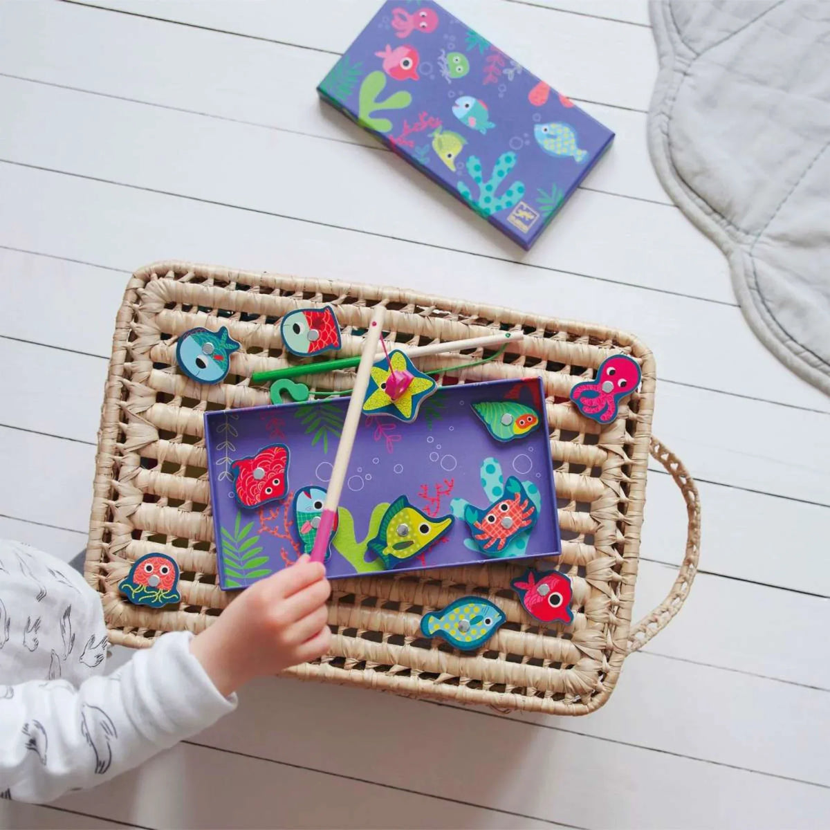 Entdecke die kreativen Spielzeuge von Djeco – fantasievolle Designs, hochwertige Materialien & pädagogischer Mehrwert. Jetzt bei Trommelbär entdecken!
