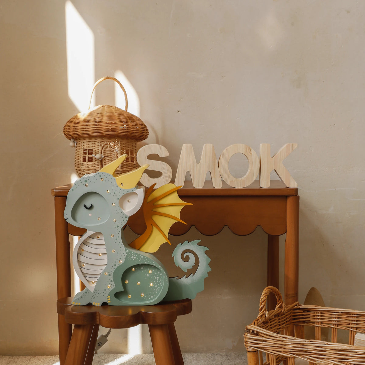Holzlampe Baby Drache Grün - Little Lights